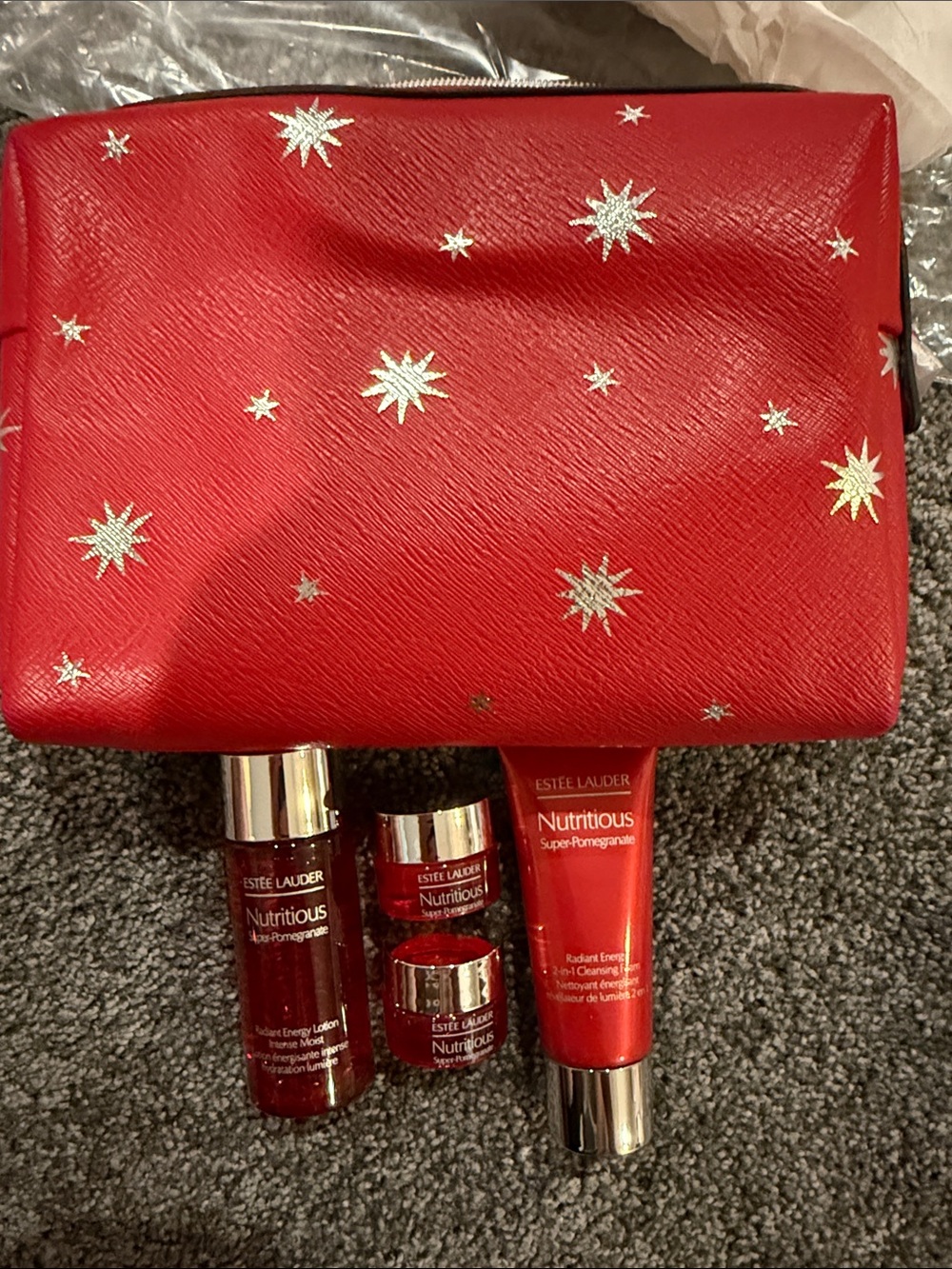 Estee Lauder Nutritious Super-Pomegranate 4pcs Skincare Gift Set Dark Red
